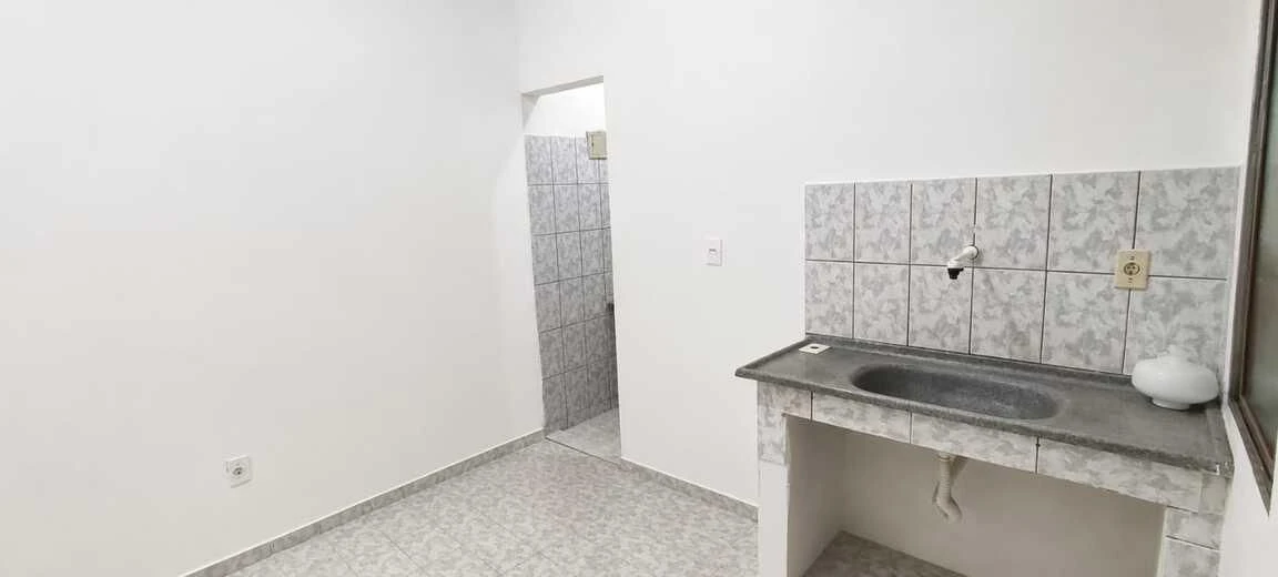 Estúdio sem mobília com 1 quarto e 1 banheiro — photo 3
