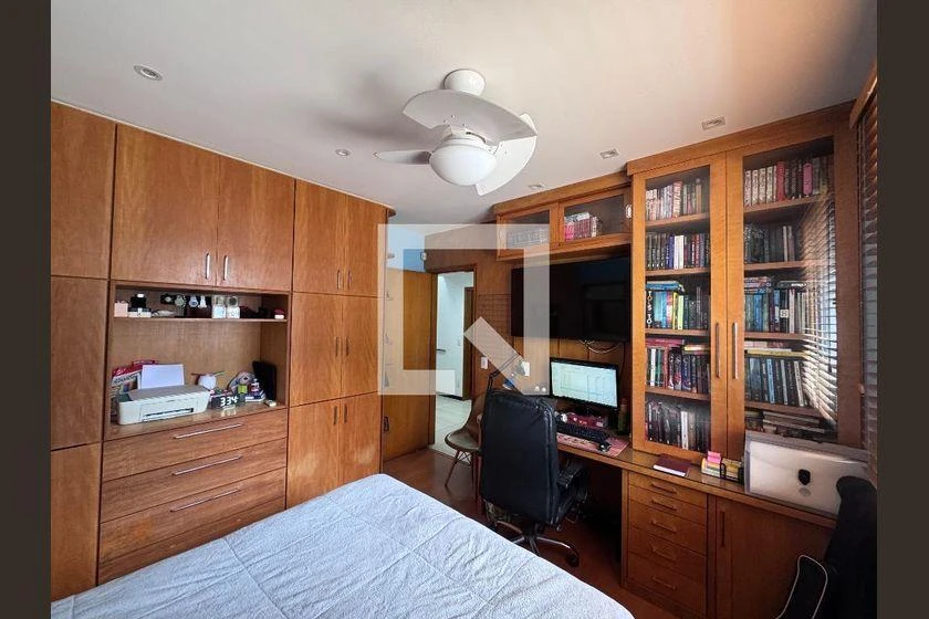 Condo house with 6 en-suite bedrooms and private garden — photo 36
