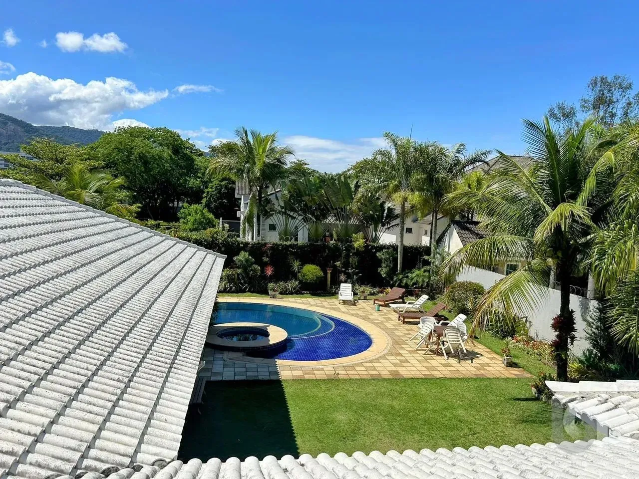 Furnished house with 5 bedrooms and open-air pool — photo 8
