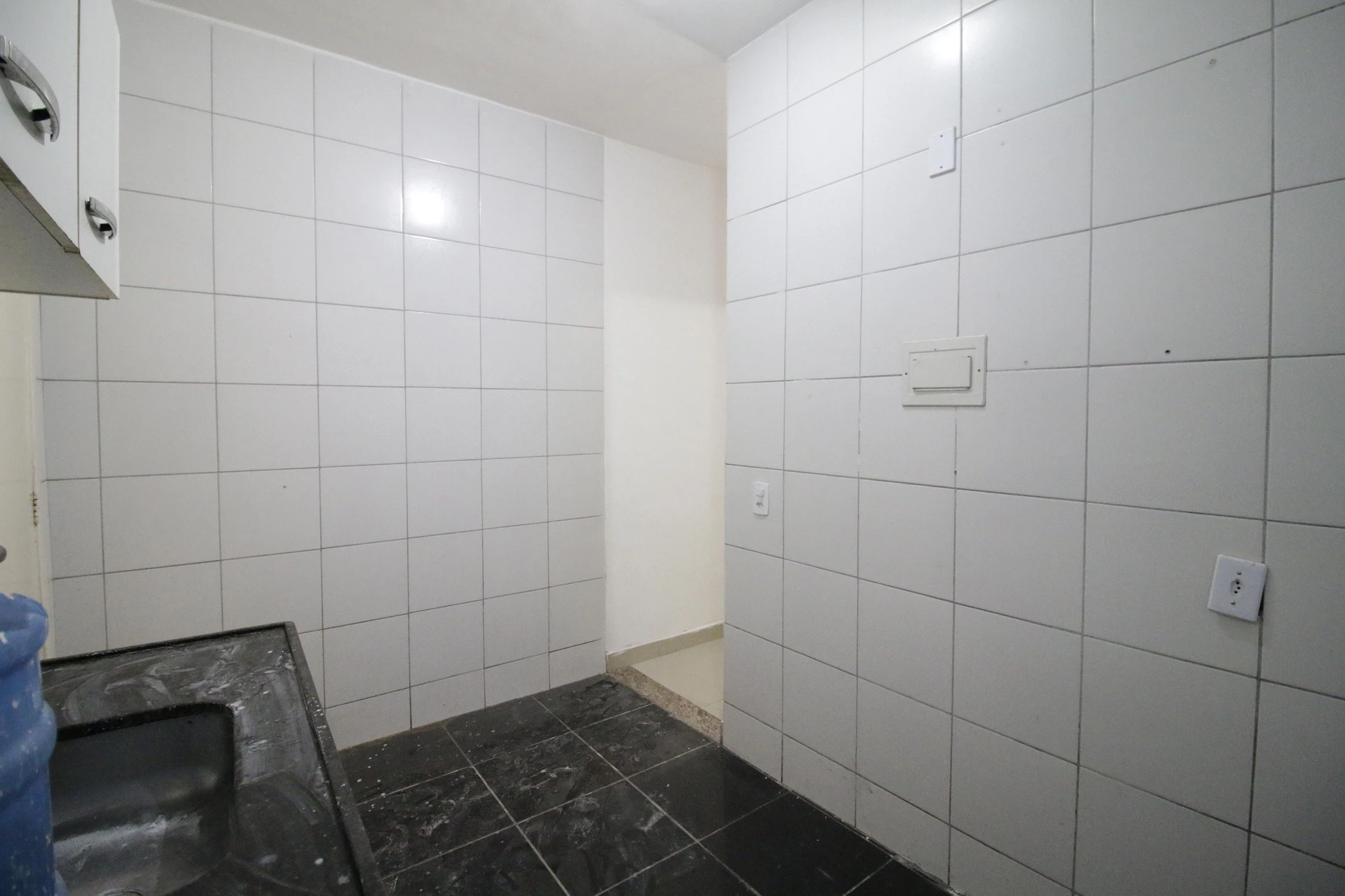 Casa sem mobília com 2 quartos e varanda — photo 2