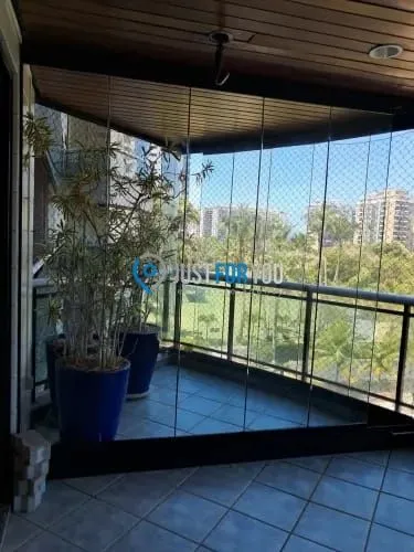 Apartment with 4 bedrooms, 5 bathrooms and a balcony — photo 6