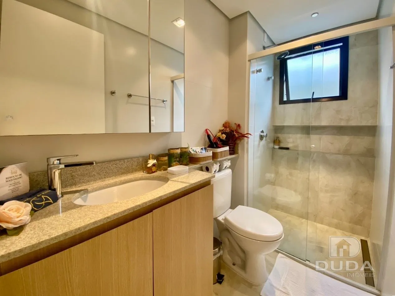 One-bedroom apartment with a water view — photo 11