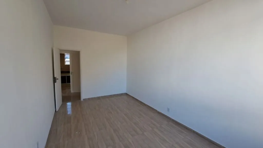 Квартира 80 м² із заскленим балконом та видом на гори — photo 19