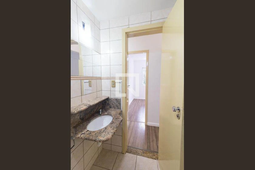 Балкон с грилем и 3 спальни: квартира 80 м² — photo 41