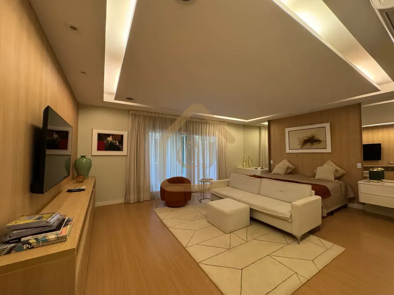Furnished triplex house with 5 bedrooms and 5 bathrooms — photo 16