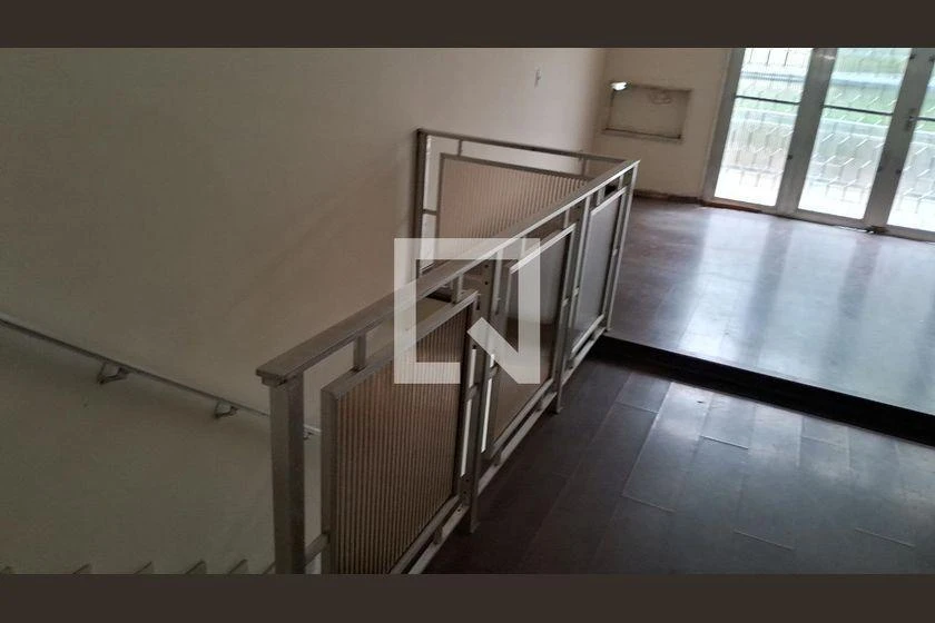 6-bedroom house with 342 m² and 4 parking spaces — photo 36