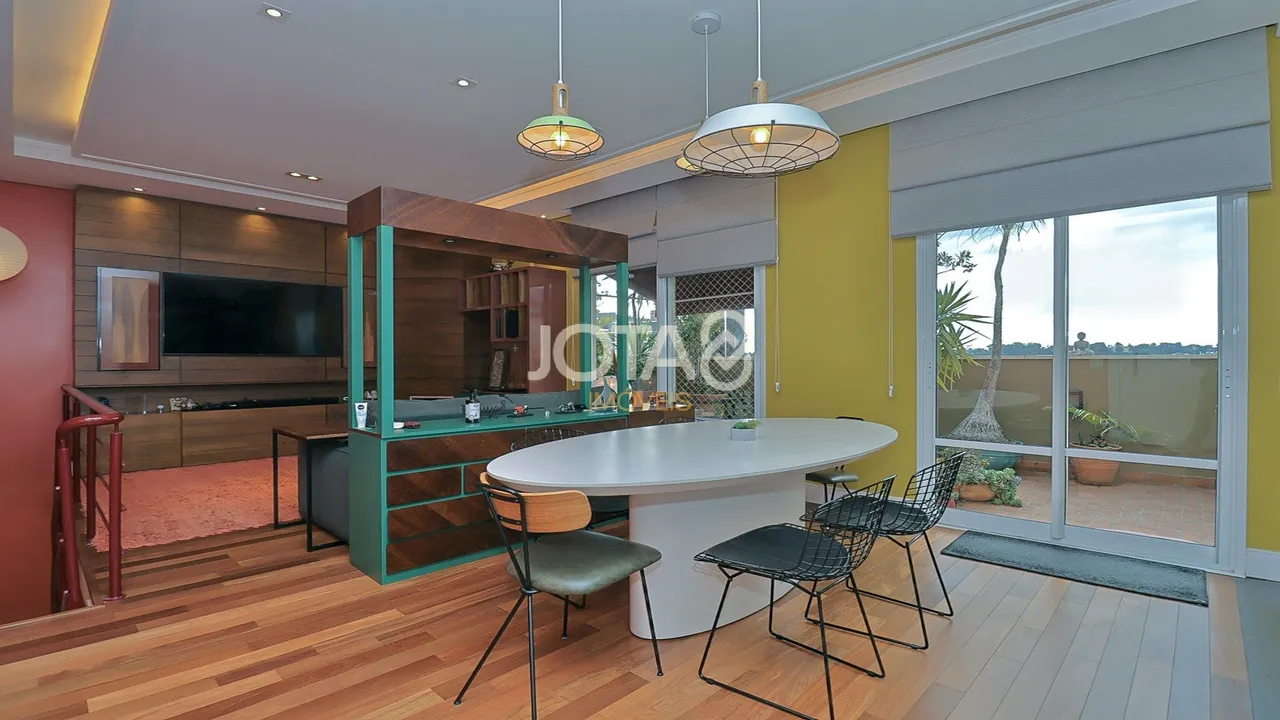 Duplex penthouse with 2 bedrooms and 231 m² rental