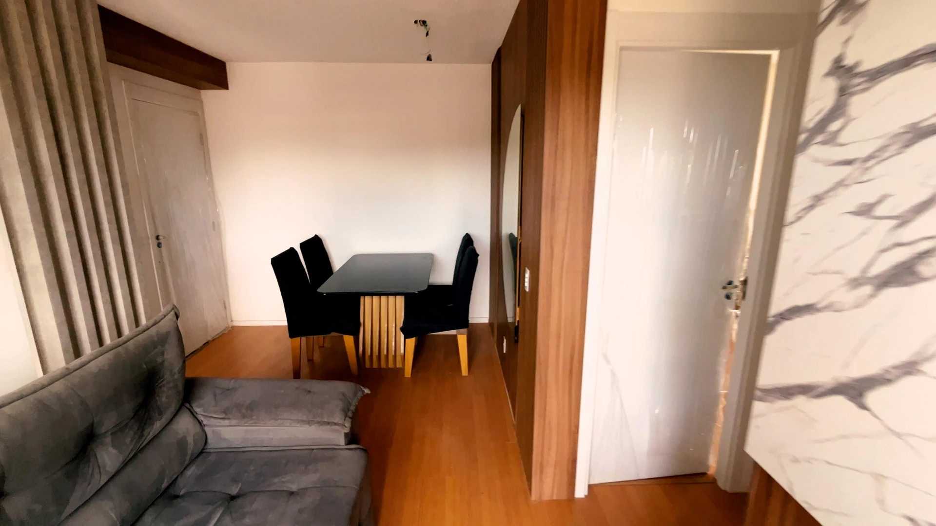 Apartamento mobiliado com varanda e churrasqueira na sacada — photo 7