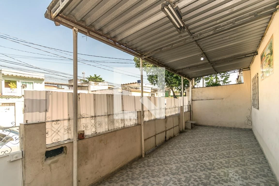 Casa para locação com 3 quartos, 2 banheiros e 1 vaga — photo 48