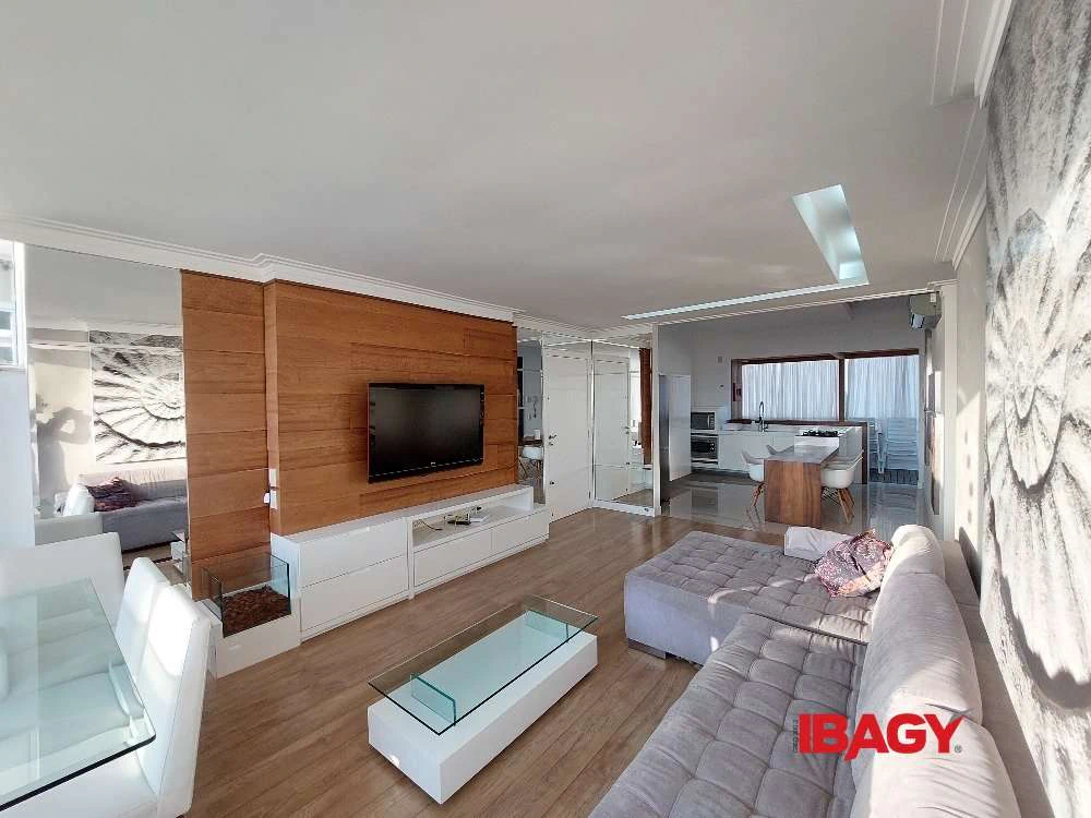 Furnished 145 m² apartment with 3 bedrooms