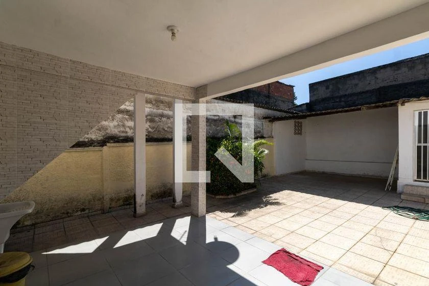 Rental house with 3 bedrooms and private garden — photo 32