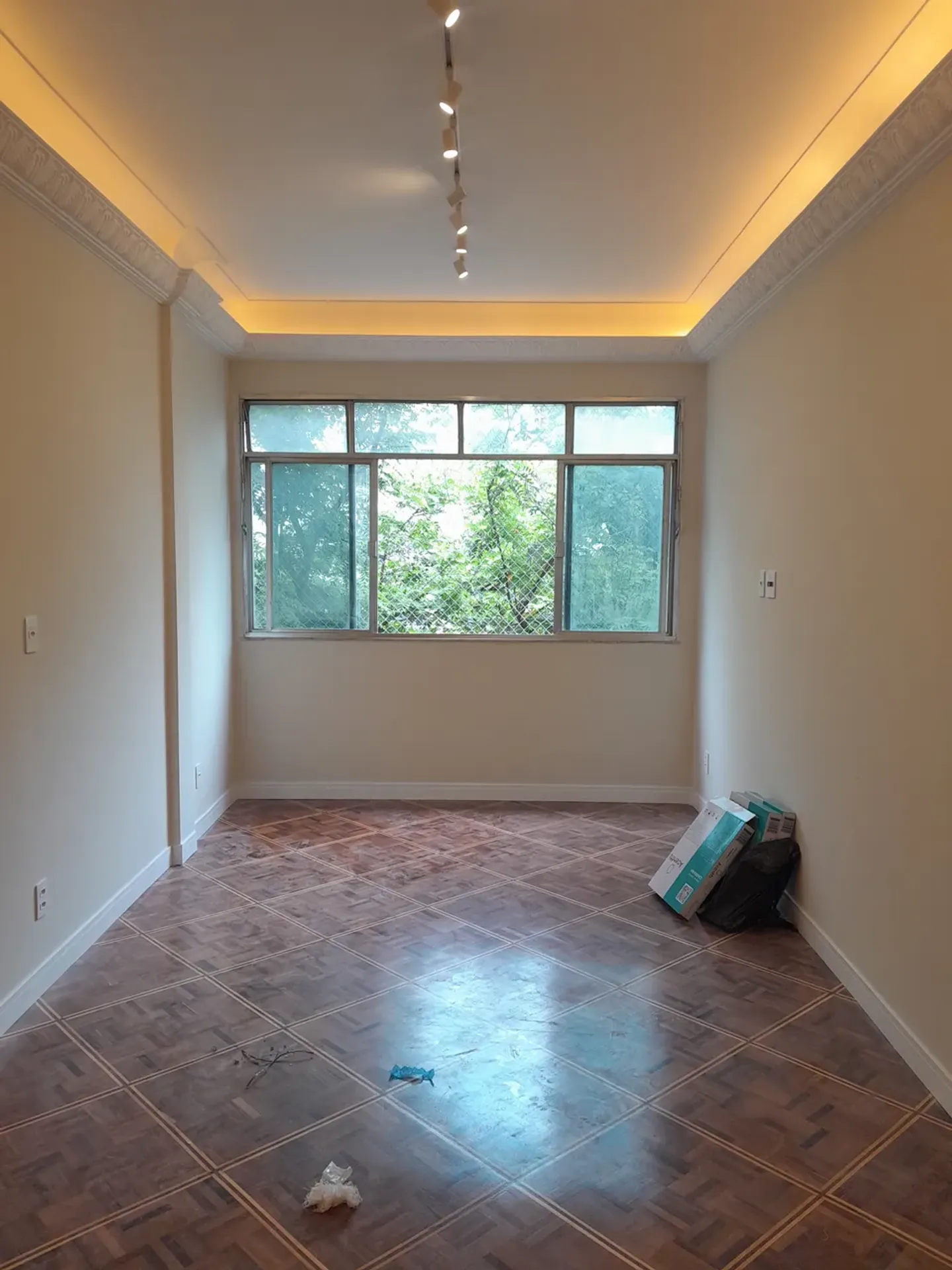 2-bedroom apartment with a park view — photo 9