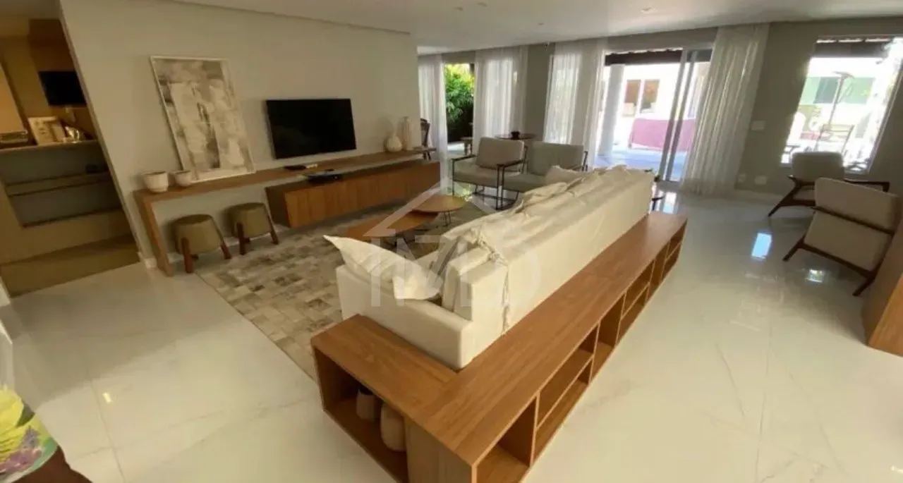 Мебльований будинок 500 м² з 4 спальнями-сюїтами — photo 18