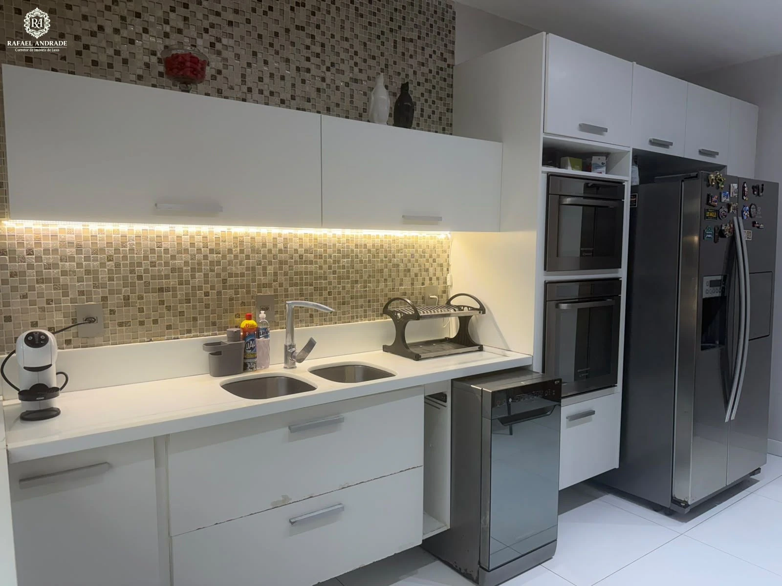 Furnished apartment, 320 m², with a washing machine — photo 13