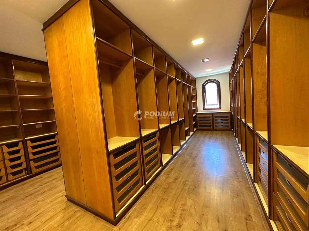 House with 4 en-suite bedrooms and a balcony with BBQ — photo 10