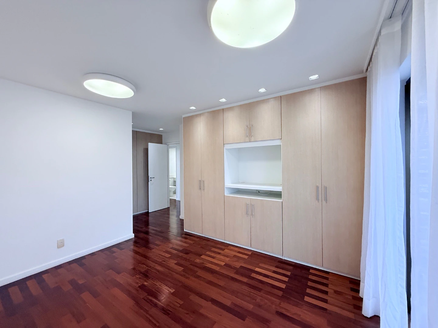 4-bedroom apartment with a washing machine in Rio de Janeiro — photo 24