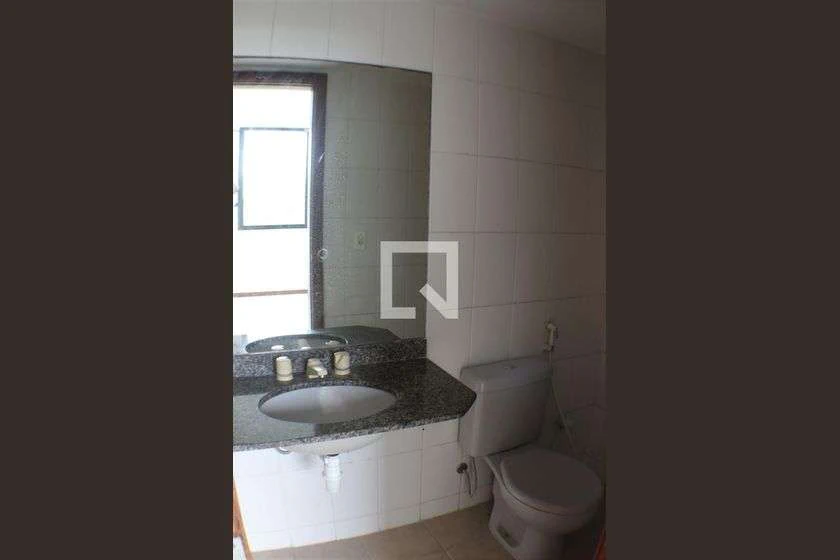 3-bedroom apartment with suite and gourmet balcony — photo 57