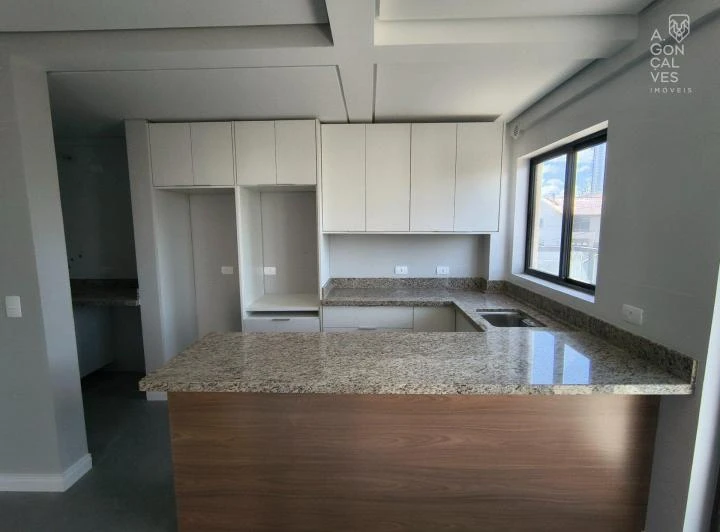 Unfurnished apartment with open kitchen and 3 parking spaces — photo 2