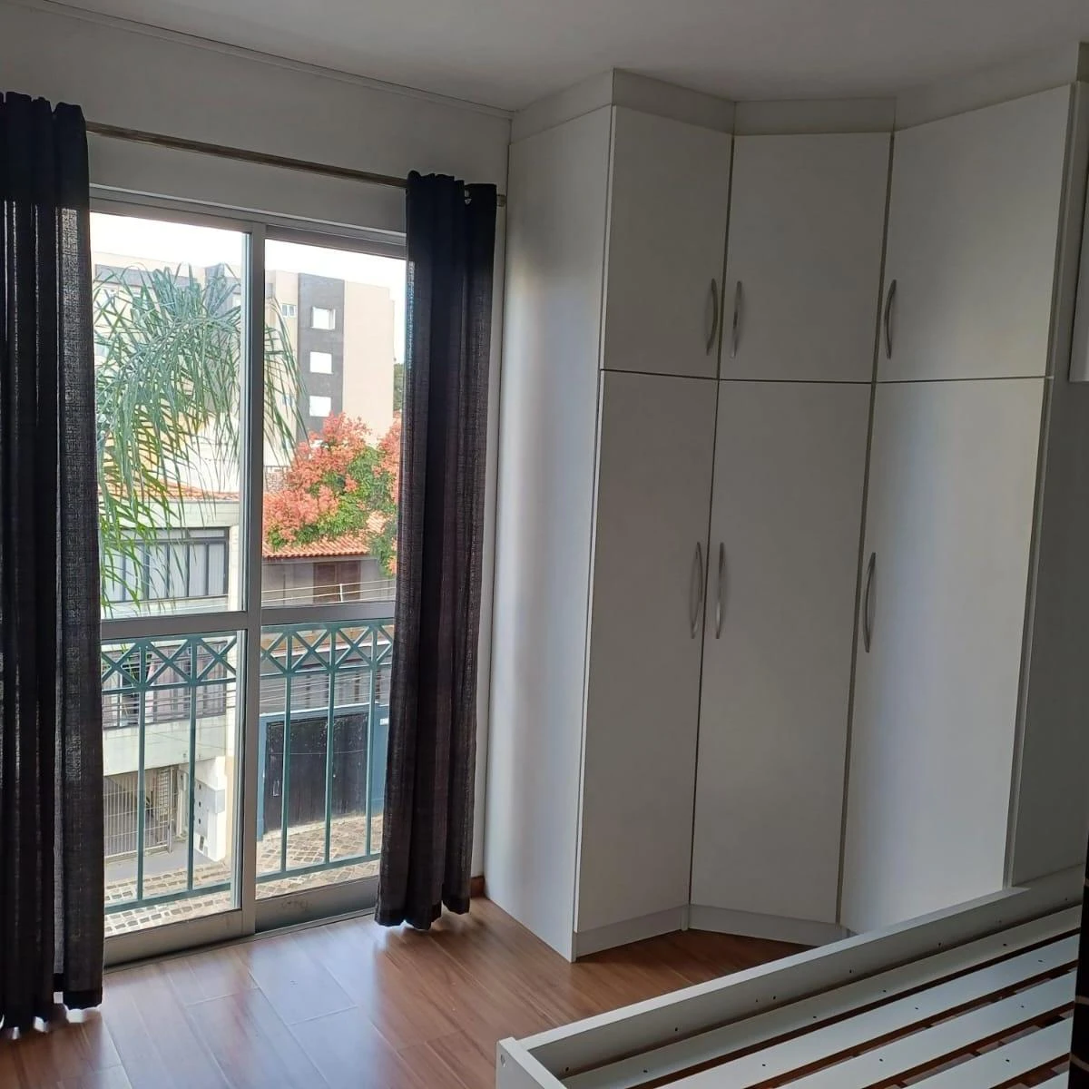 One-bedroom apartment with a washing machine in Curitiba — photo 5