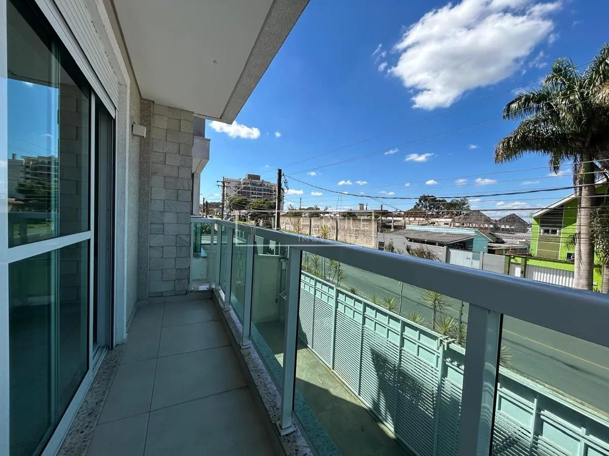 Casa de 3 dormitorios con balcón gourmet en Curitiba — photo 6