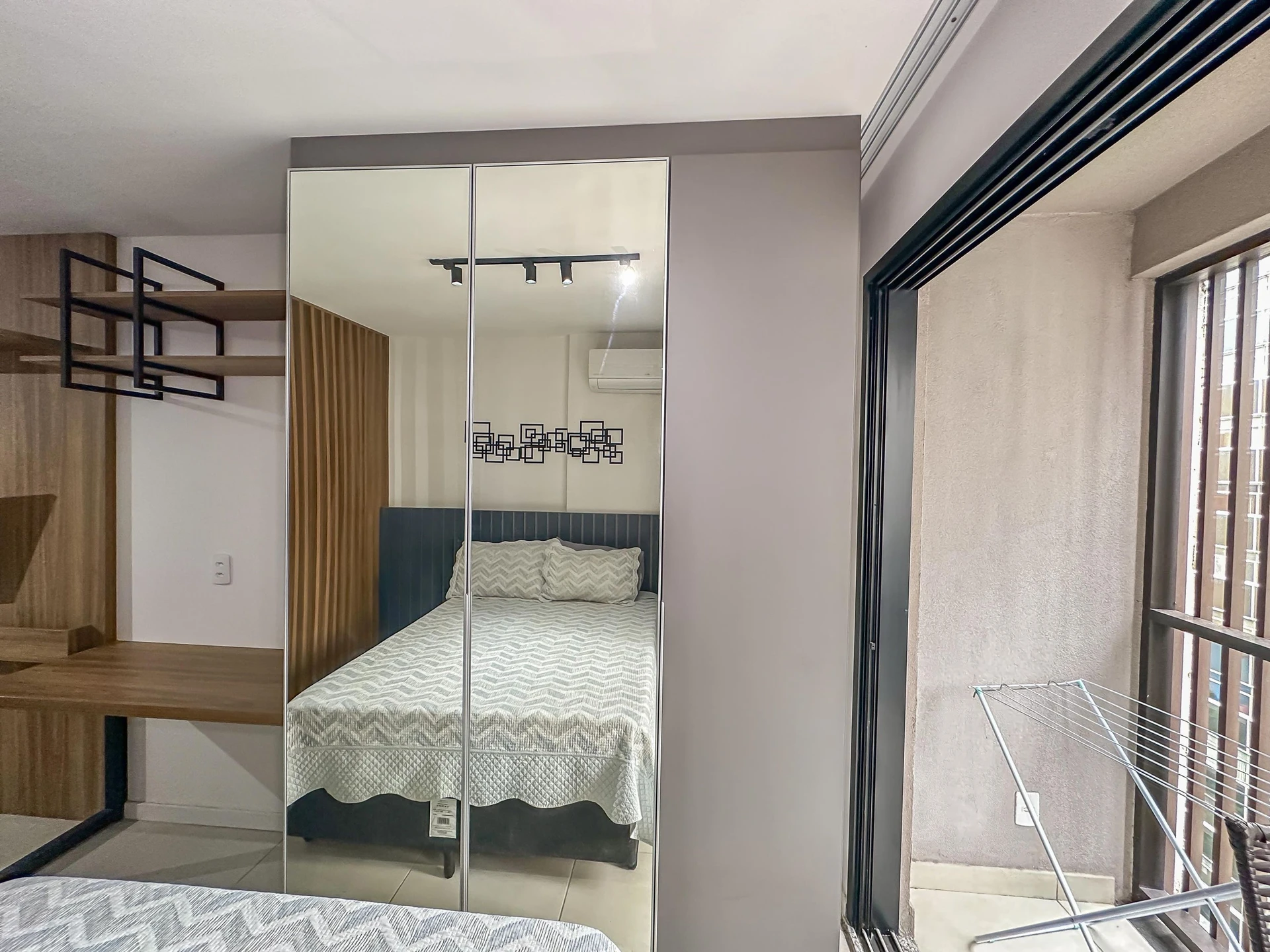Furnished studio, 35 m², with a dishwasher — photo 15