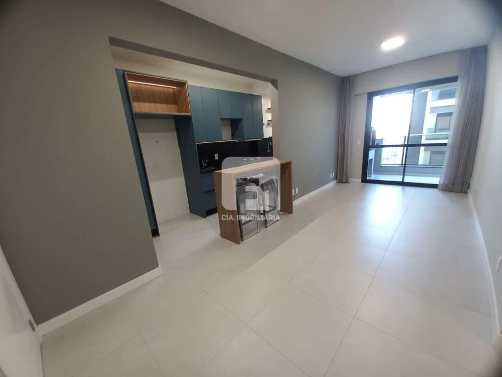 Apartamento de 1 dormitório com vaga e varanda — photo 4