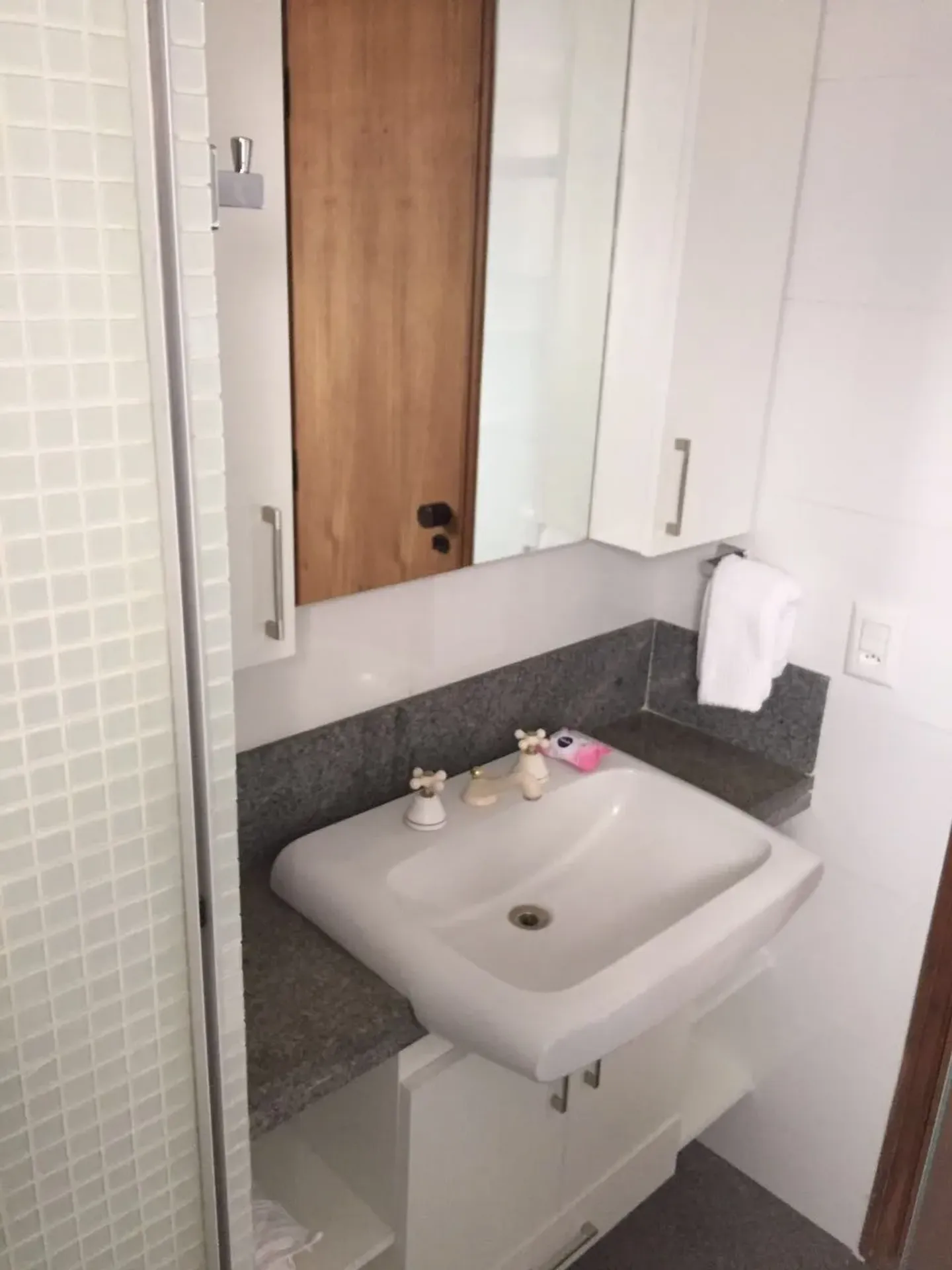 Furnished apartment with closed kitchen and 2 bedrooms — photo 21