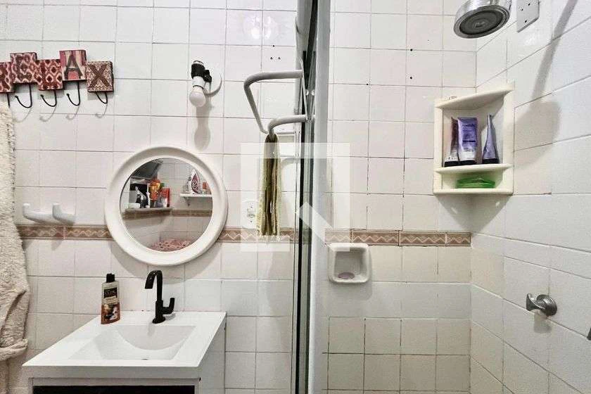 Furnished 40 m² apartment with 1 bedroom and 1 bathroom — photo 13