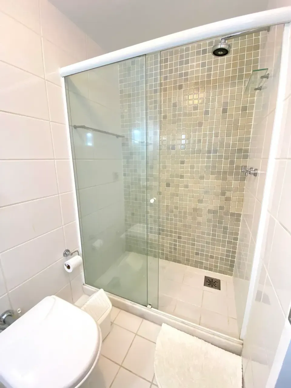 Furnished 2-bedroom apartment with 2 bathrooms — photo 8