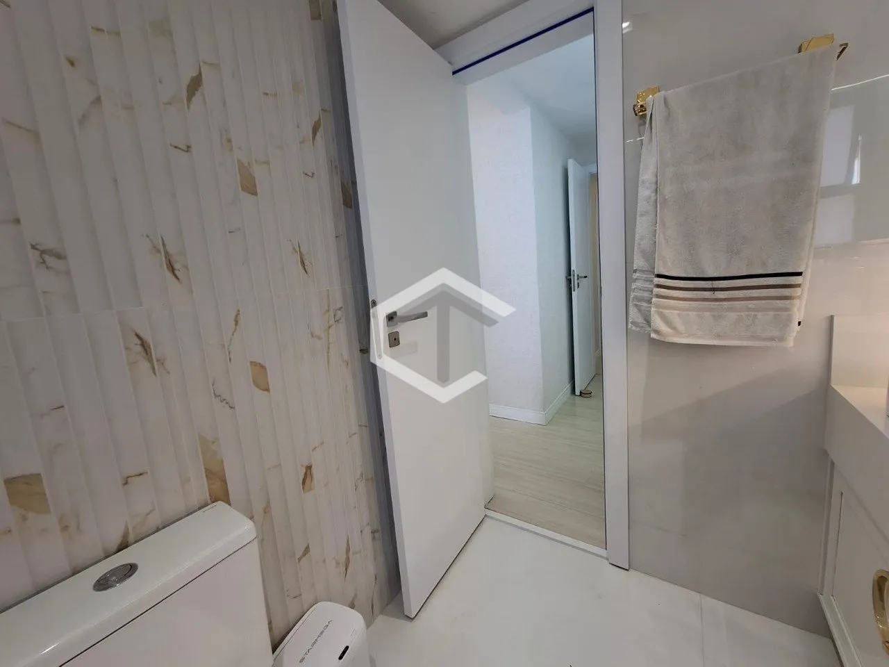217 m² apartment with a mountain view and a private pool — photo 76