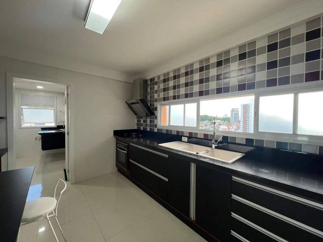 Apartamento amueblado de 3 suites con 172 m² en el 12º piso — photo 21