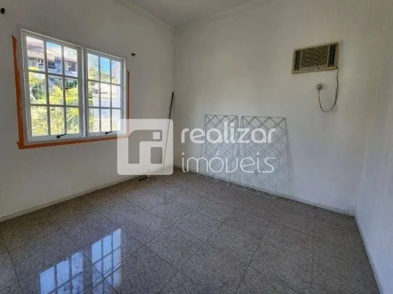 8-bedroom house with 566 m² and 4 covered parking — photo 23