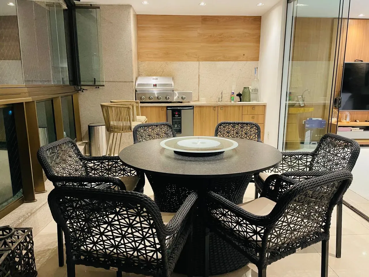 Вид на воду та 4 спальні: квартира 257 м² — photo 12