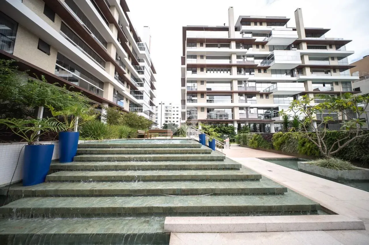 Apartamento mobiliado com 3 suítes e 130 m² — photo 33