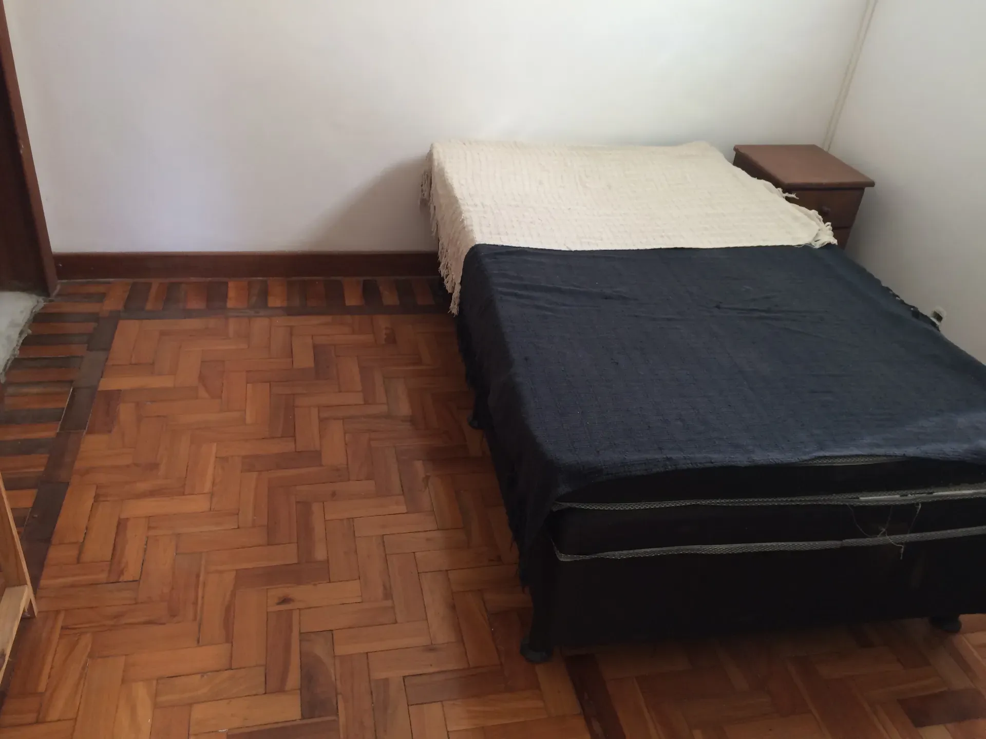 Apartment on the 2nd floor with wood or laminate floors — photo 15
