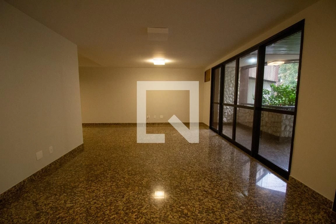 Apartment, 184 m², with a bathtub — photo 20