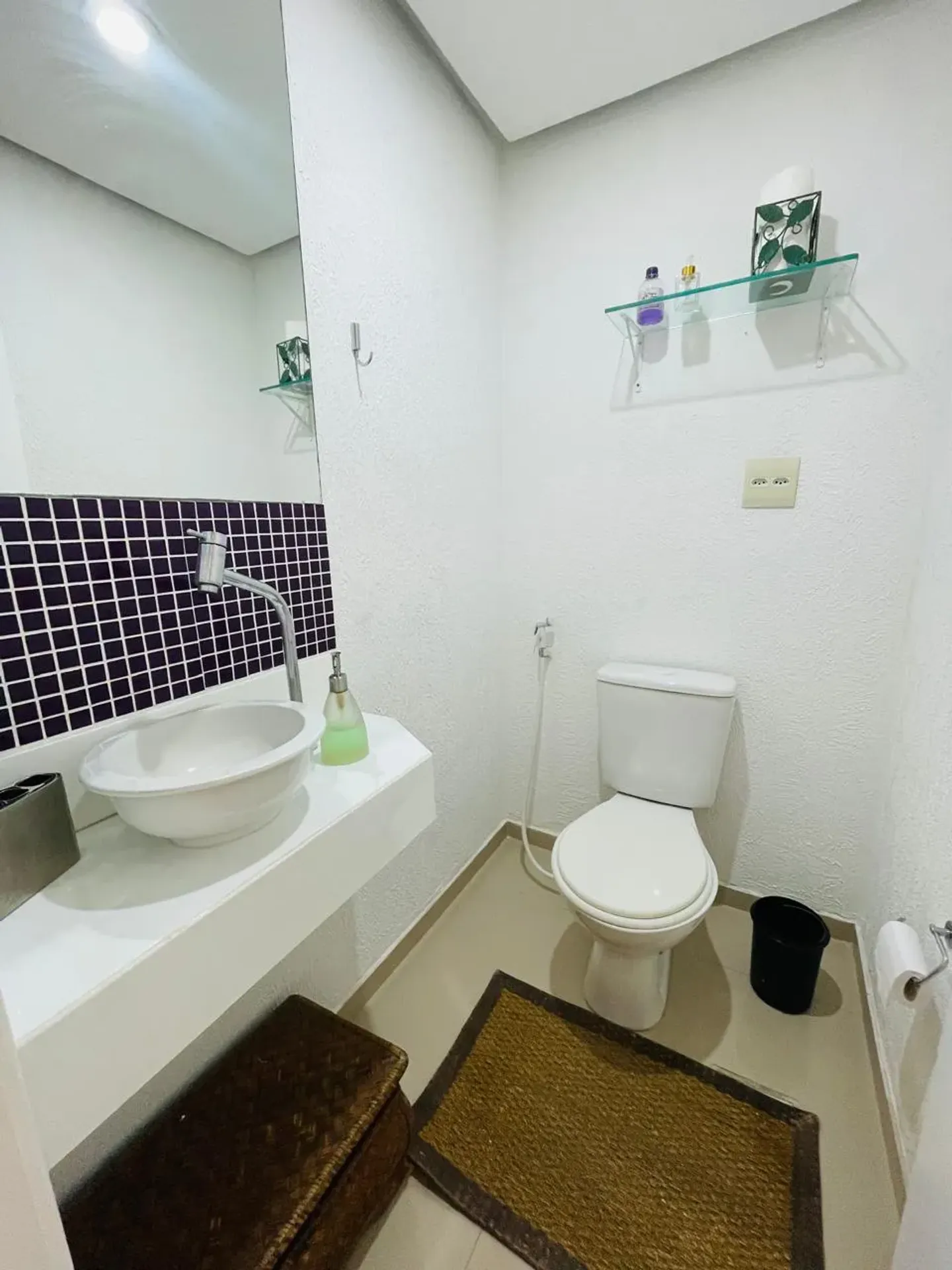 Apartamento com 2 suítes, varanda fechada e jardim privativo — photo 7
