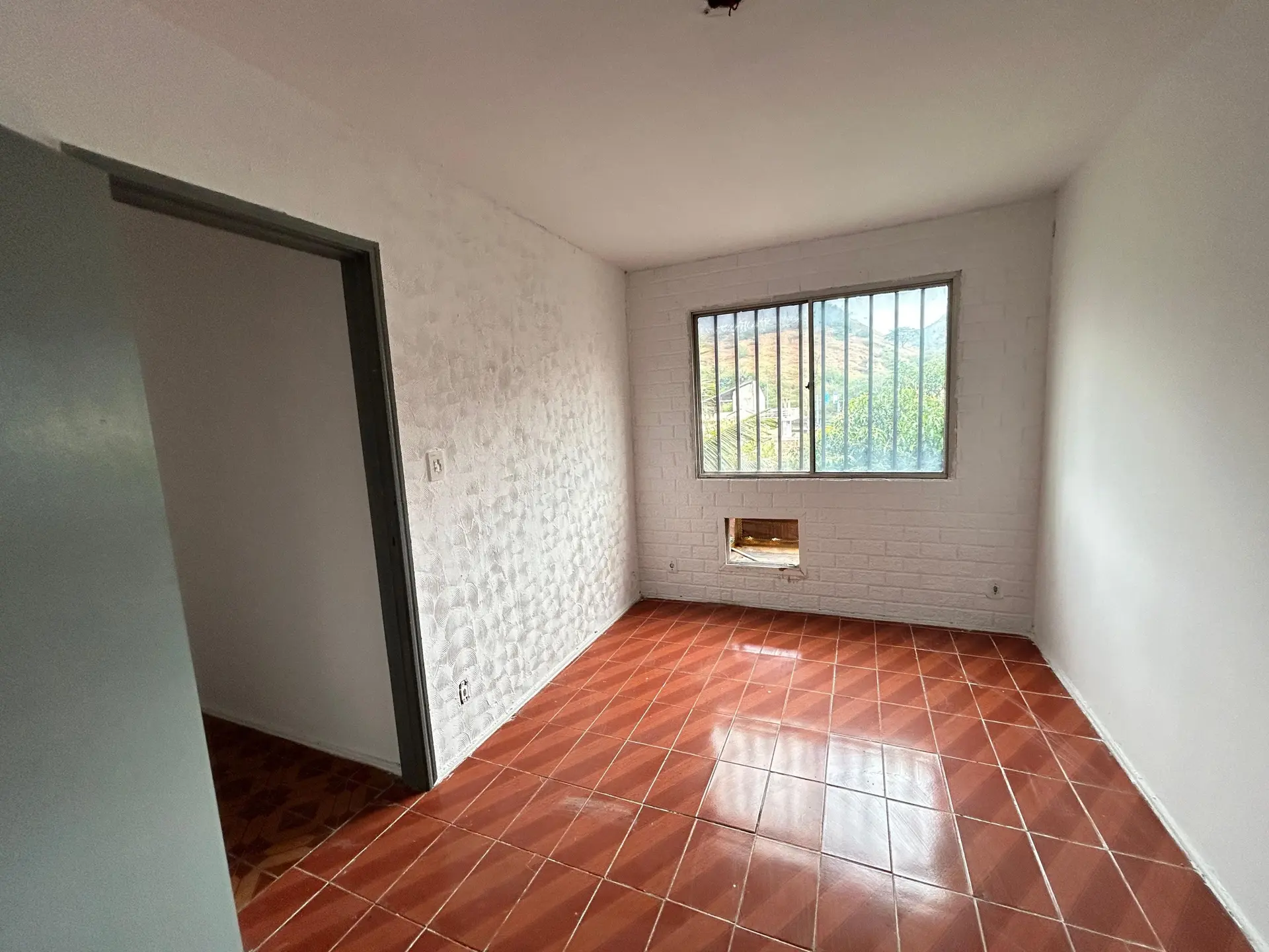 2-bedroom apartment with mountain views — photo 30