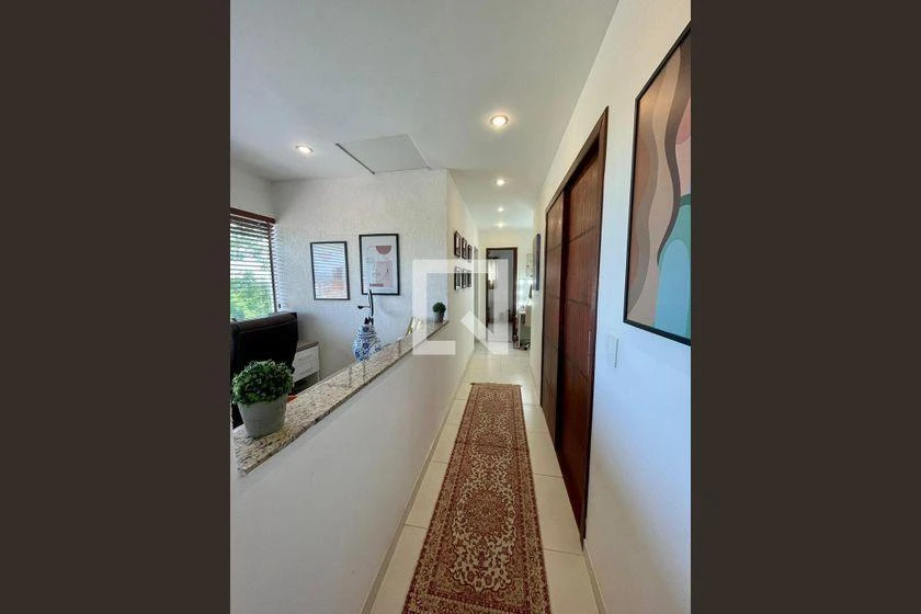 Furnished apartment, 492 m², with a glass-enclosed balcony — photo 40