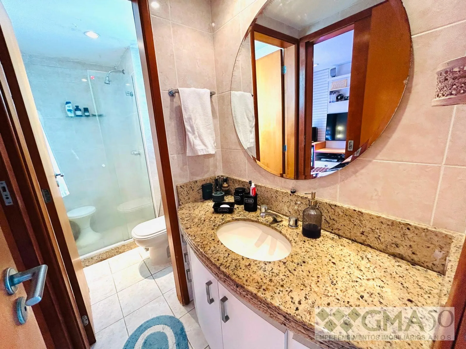 Apartment with 4 bedrooms and 5 bathrooms, 2 parking spaces — photo 19