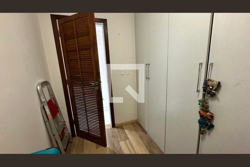 Квартира с 4 спальнями и стиральной машиной — photo 48