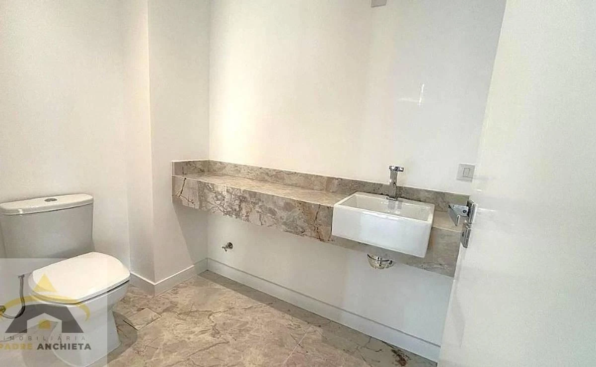 Apartment, 131 m², with a glass-enclosed balcony — photo 7