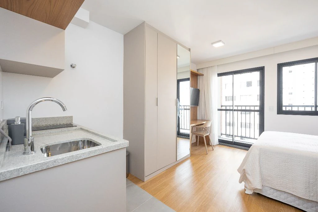 Furnished 24 m² studio on the 6th floor, no parking — photo 2