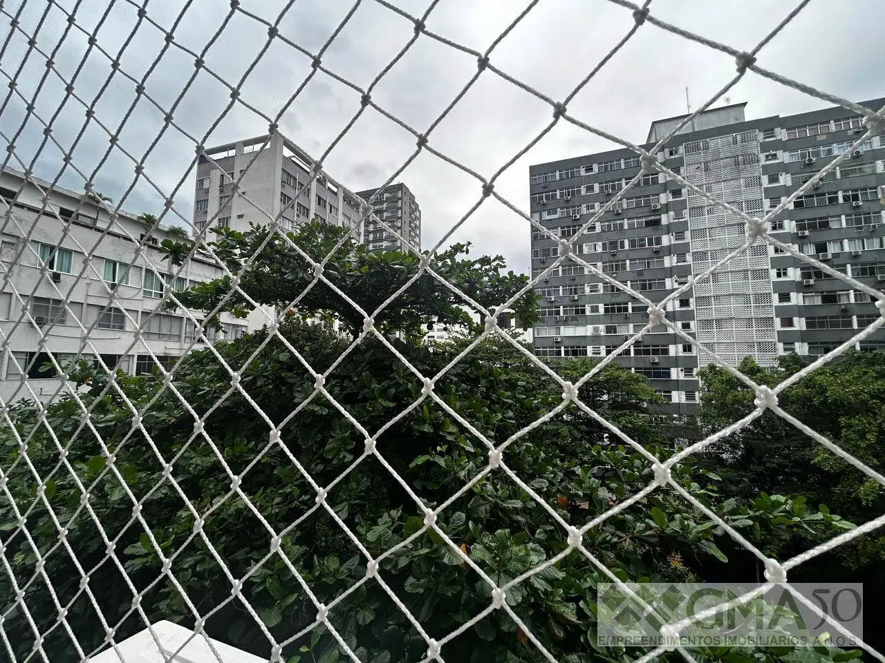 3-bedroom apartment with a washing machine — photo 12