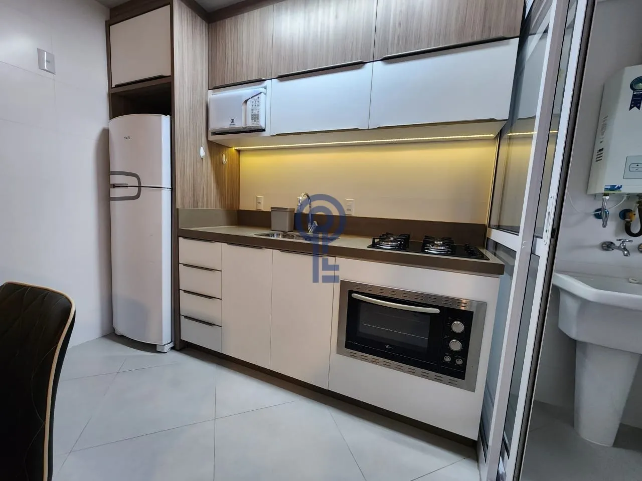 Apartamento mobiliado de 2 quartos com máquina de lavar — photo 20