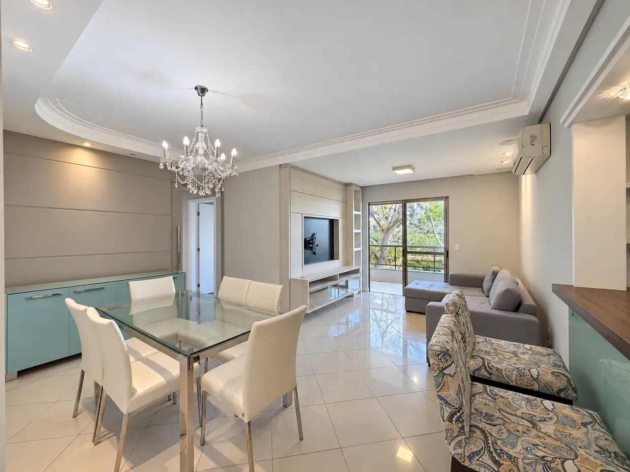 Private BBQ in a 3-bedroom apartment, 100 m²