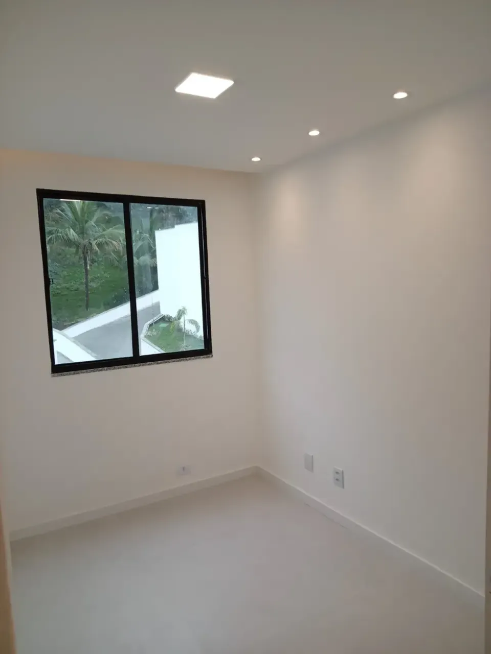 Apartamento com 2 quartos e varanda em bom estado — photo 14