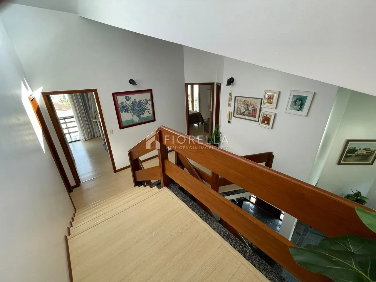 Furnished house, 376 m², with a water view — photo 60