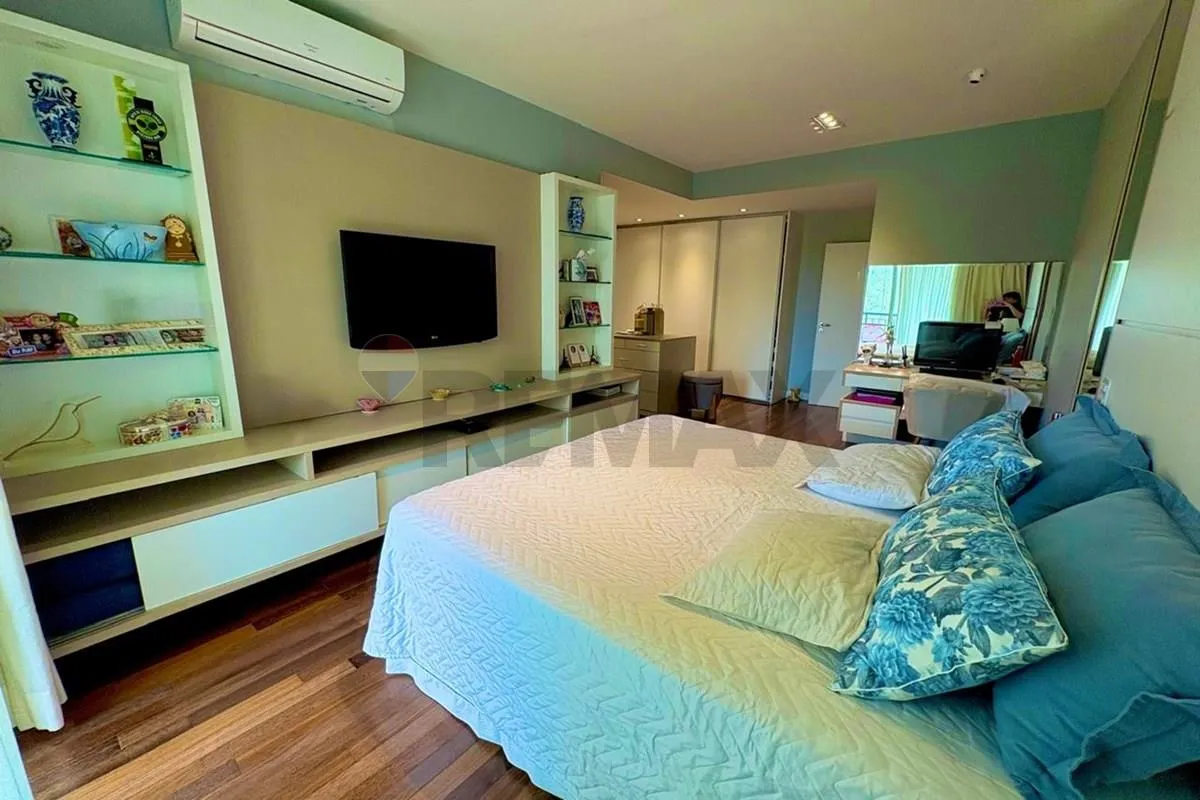 Apartamento de 315 m² com 4 dormitórios e 5 banheiros — photo 30