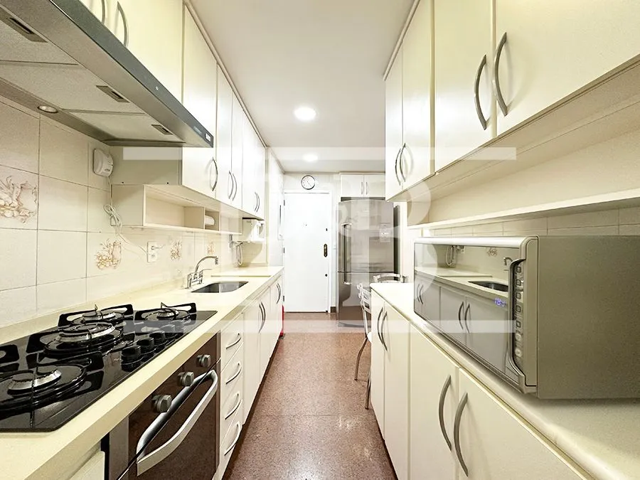 3-bedroom apartment with 176 m² and 2 parking spaces — photo 26